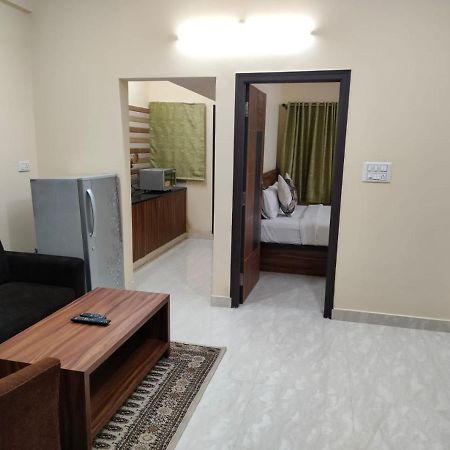 Golden Chariot 1Bhk Flat Manyata Tech Park Hotell Bangalore Eksteriør bilde