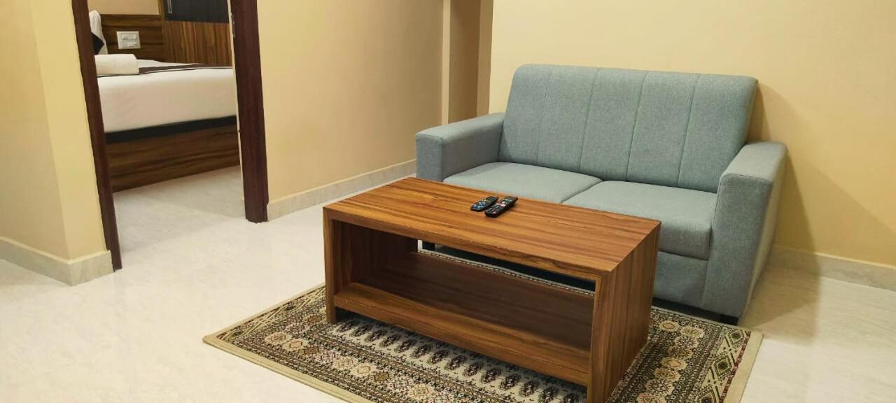 Golden Chariot 1Bhk Flat Manyata Tech Park Hotell Bangalore Eksteriør bilde