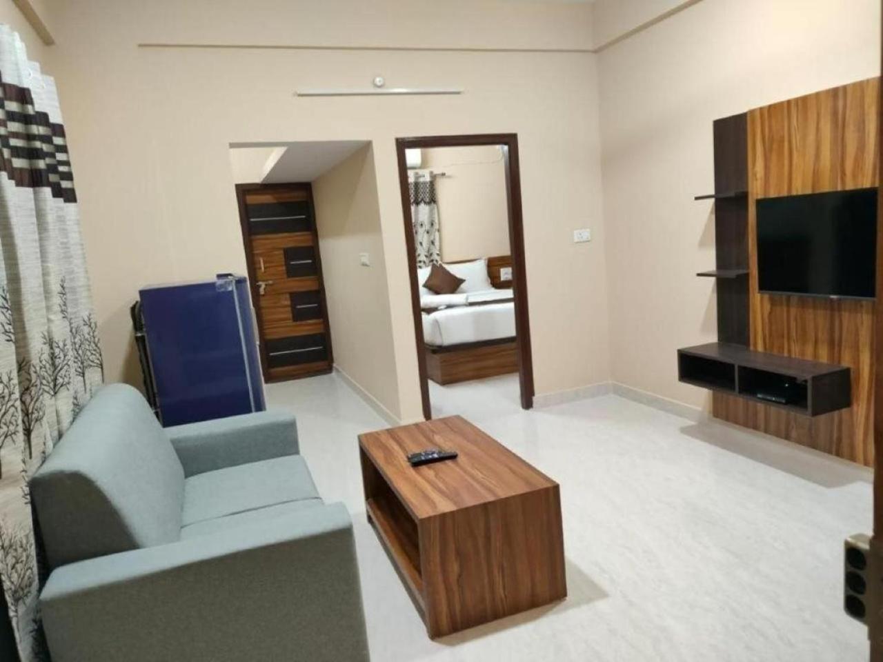 Golden Chariot 1Bhk Flat Manyata Tech Park Hotell Bangalore Eksteriør bilde