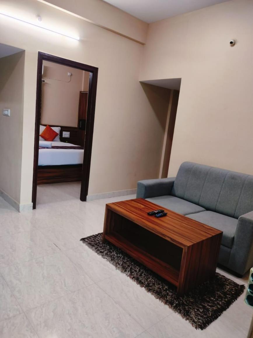 Golden Chariot 1Bhk Flat Manyata Tech Park Hotell Bangalore Eksteriør bilde